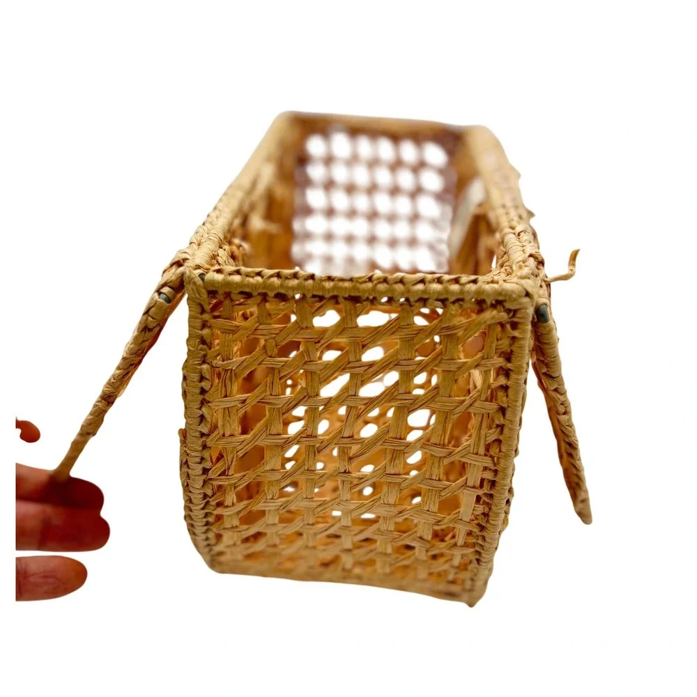 Good Hart Straw Tote Bag Natural Tan Sunburst Open Weave Top Handle Handbag